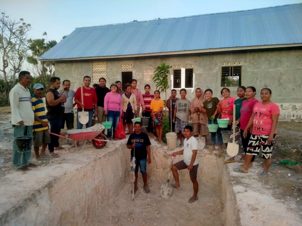 Wujudkan Kepedulian dan Cinta Kasih, Paguyuban Manggarai – Sabu, Lakukan Bhakti Sosial