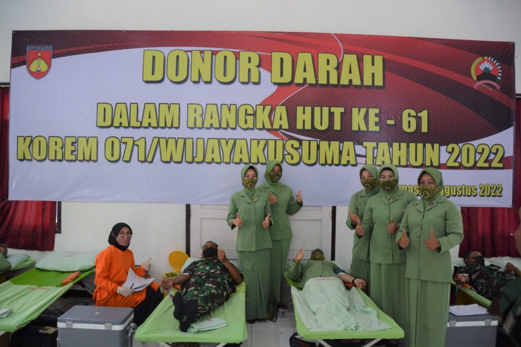 Peduli Sesama, Persit Koorcab Rem 071 Donorkan Darah