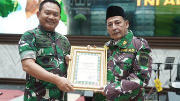 Kasad Kukuhkan Habib Luthfi Sebagai Warga Kehormatan TNI AD
