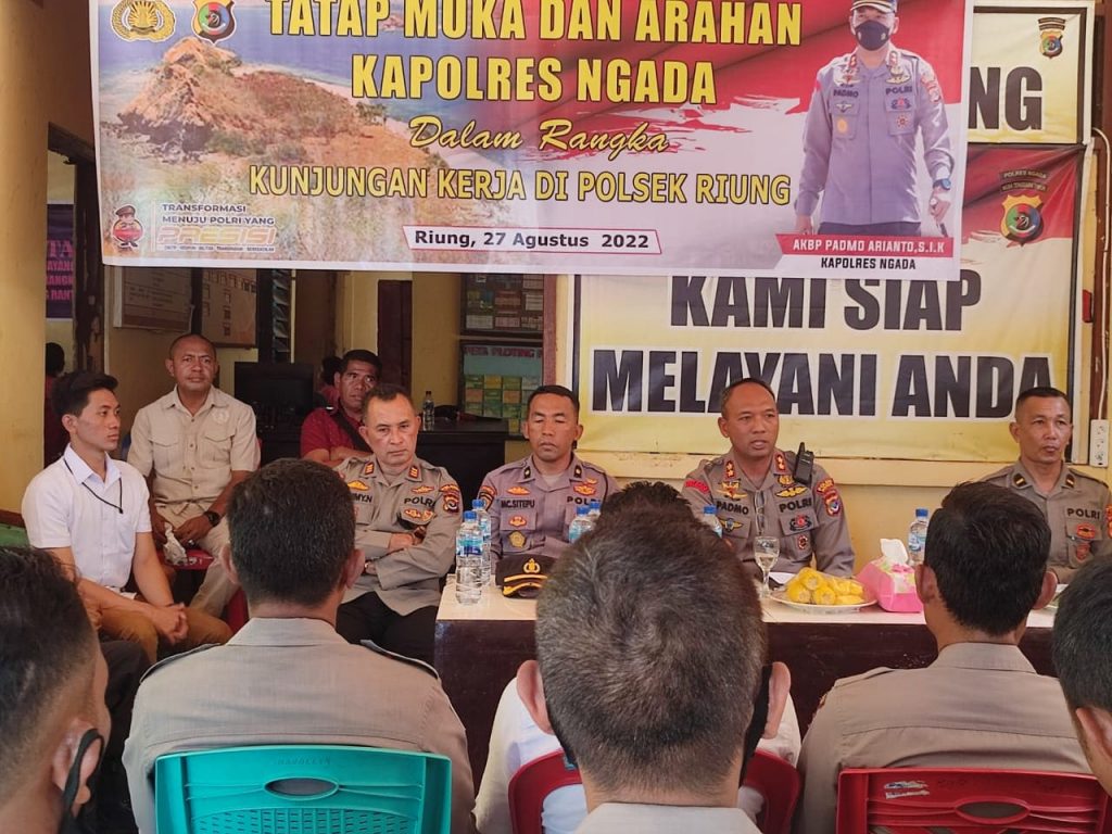 Kunker Riung, Kapolres Ngada Ingatkan Kerja Keras Cerdas Ikhlas