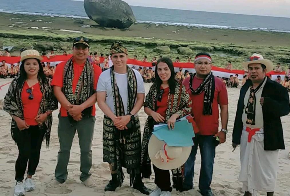 Peringati HUT RI 77, Pemerintah Kecamatan Sabu Liae Gelar Karnaval Budaya