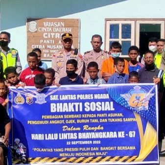 Songsong HUT 67 Satlantas, Polres Ngada Gelar Bhakti Sosial