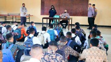 Ngada : Belum Vaksin Boster, Puluhan  Calon Tamtama Polri Terancam Gugur