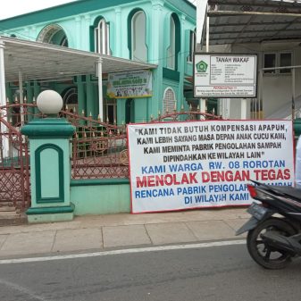 Tolak FPSA, Warga Rorotan Tak Ingin Lingkungan Tercemar