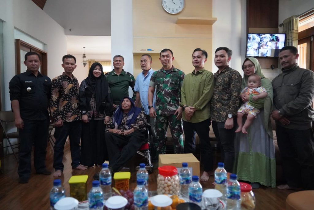 Danrem 062/TN Dampingi Pangdam Anjangsana Ke Kediaman Anak Kartosuwiryo