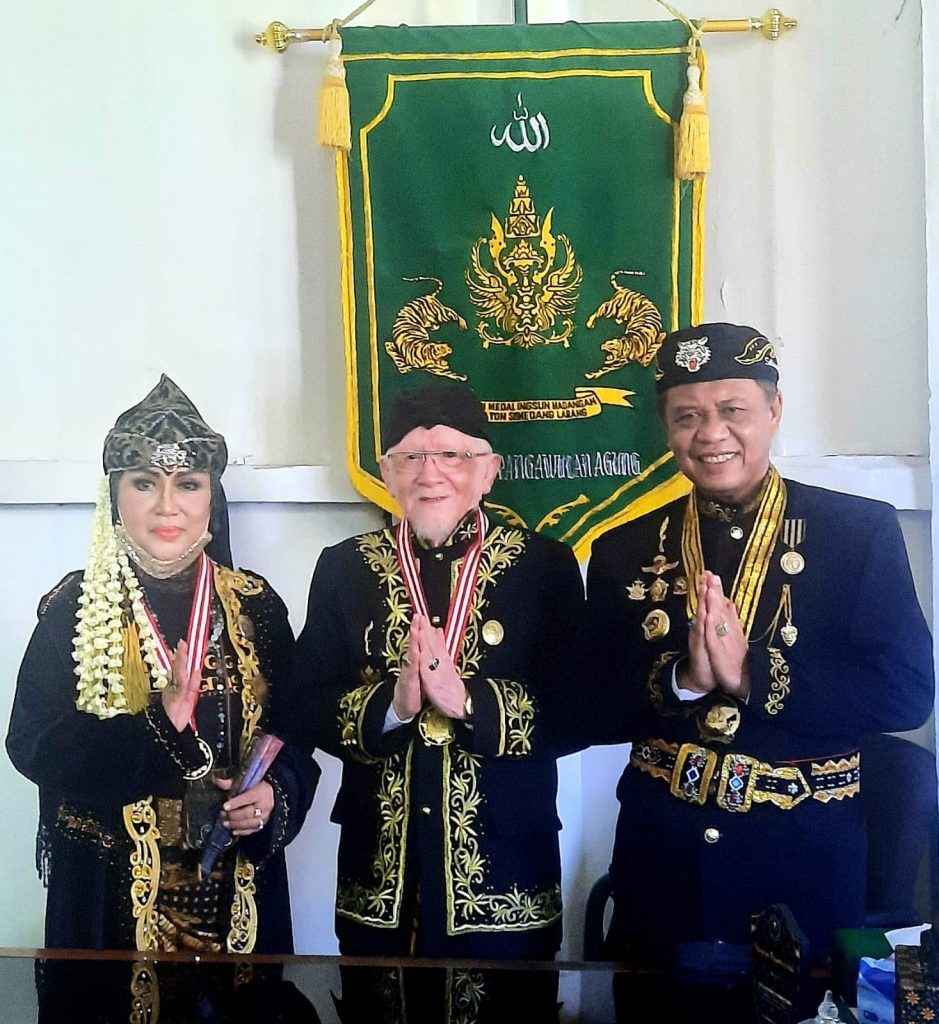 Ritual Adat Jamasan Keraton Sumedang Larang, Tampak Hadir Abah Anton Charliyan