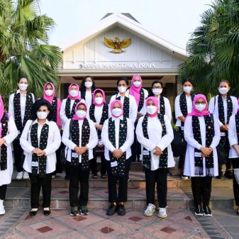 Kunker di NTT, Iriana Joko Widodo dan OASE KIM Akan Menyaksikan Konser Suara 1.000 Sasando