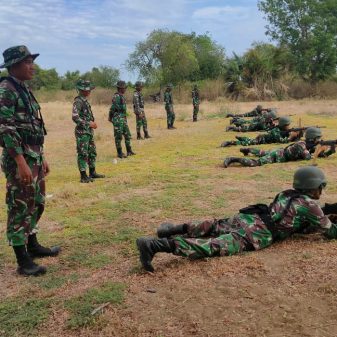 Jaga Profesionalisme, Prajurit Kodim 1625 Latihan Menembak