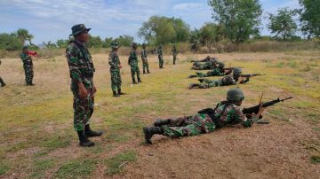 Jaga Profesionalisme, Prajurit Kodim 1625 Latihan Menembak