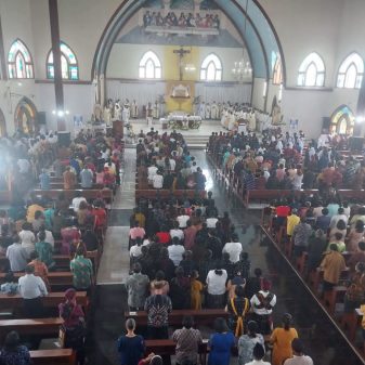 Dandim Ngada Ucap Proficiat Pesta Perak Imamat Rm. Roni Neto, Pr