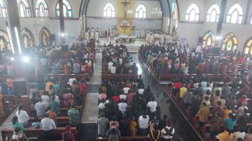 Dandim Ngada Ucap Proficiat Pesta Perak Imamat Rm. Roni Neto, Pr