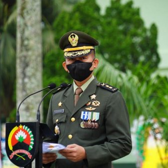 Upacara HUT TNI Ke-77, Panglima TNI Himbau Prajurit dan PNS TNI Menjaga Kepercayaan Masyarakat