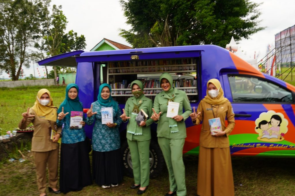 Ketua Persit KCK Koorcab Rem 071 Hadiri Pembukaan TMMD 115 Kodim Cilacap