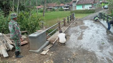 Satgas TMMD Kejar Target Ke – 115 Kodim 0612 Tasikmalaya Pembangunan Jembatan