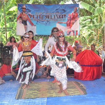 Unjungan Buyut Kaen Tradisi Warga Desa Lelea Sebagai Upaya Menolak Bahaya