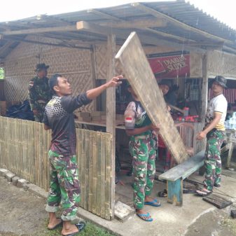 Warga Bidoa Nagekeo Apresiasi Satgas TMMD Kodim 1625 Bangun Pos Kamling