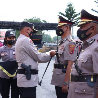 Pisah Sambut, Selamat Bertugas Waka Polres Ngada Dan Kabag SDM Yang Baru