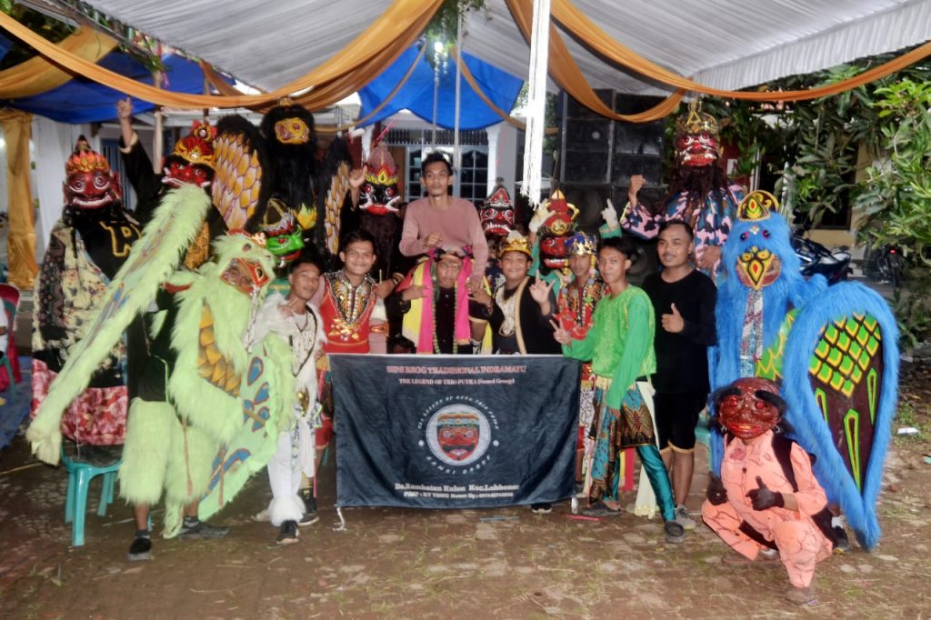Legenda Kesenian Tradisional Trio Putra “Samsi Group” Indramayu Bernuansa Mistik