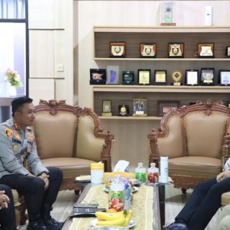 Kapolres Tasikmalaya Kota AKBP Aszhari Kurniawan, Terima Kunjungan Penjabat (PJ) Wali Kota Tasikmalaya Cheka Virgowansyah