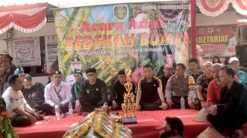 Jaran Ronggeng Ikuti  Tradisi Sedekah Bumi di Desa Lohbener