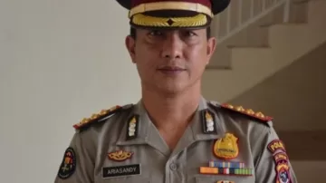 Kabid Humas Polda NTT Kombes Pol Aryasandi: BBM Ilegal di sabu raijua, polda NTT sedang memenuhi petunjuk jaksa