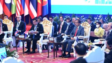 Tiga Fokus Utama Presiden Jokowi Hadapi Tantangan Krisis Ekonomi ASEAN