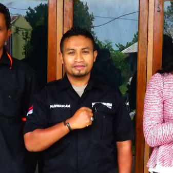 Usai Dilantik Panwascam Golewa Bersinergi Dengan Kecamatan Dan Seluruh Desa Di Golewa