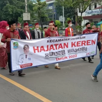Hajatan Keren, Nikah Masal Orang Bekasi