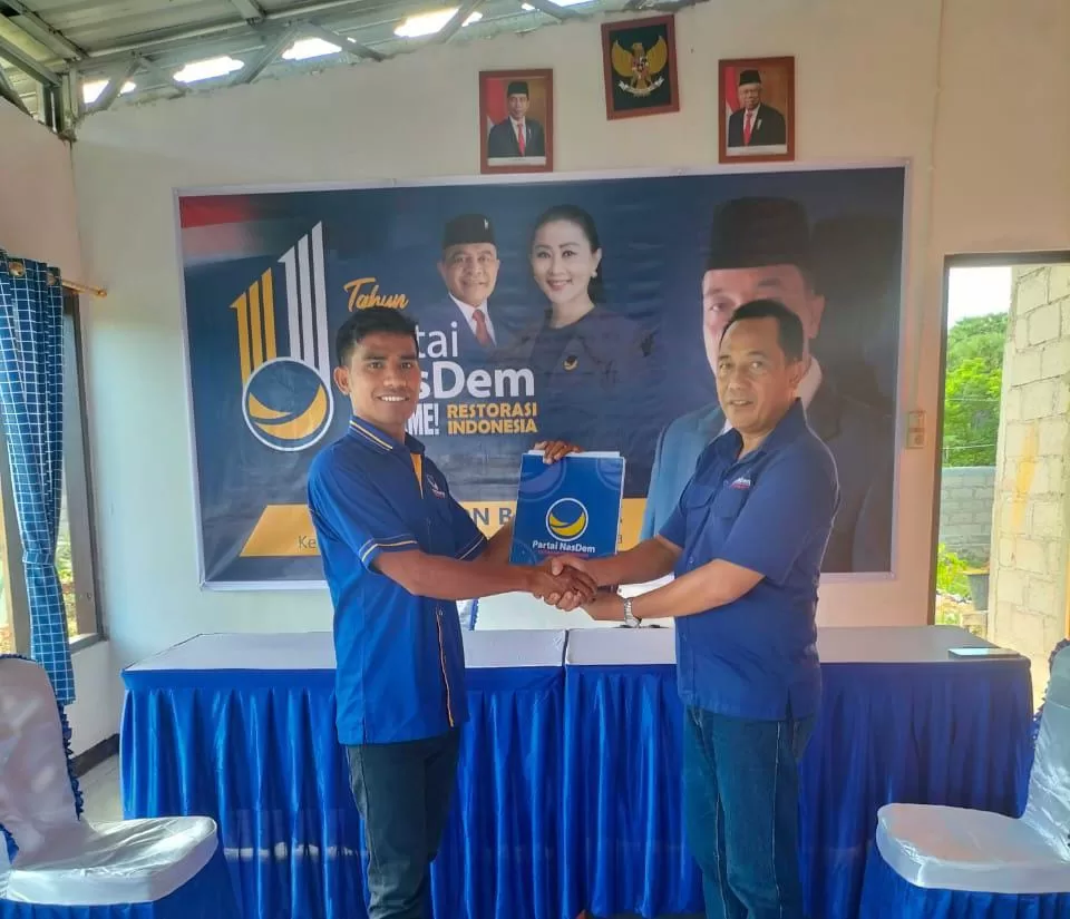 Ingin Berjuang Bersama Rakyat, Dule Dubu Resmi Daftar Bacaleg Dari Nasdem