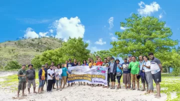 Camat Wolowae Pimpin Aksi Penghijauan Di Pulau Kinde