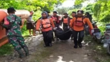 Warga Korban Banjir Terprosok, Di Temukan Sudah Meninggal Dunia