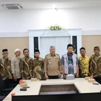 Kunjungan Pengurus DPD Wahdah Islamiah Kabupaten Pinrang, Diterima oleh Bupati Pinrang