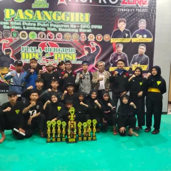 Paguron Gadjah Putih Tandang Makalangan, Desa Langen Sari kembali Meraih Juara Umum