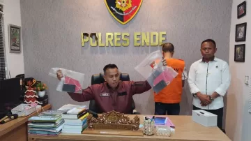 Satreskrim Polres Ende Ringkus Pemuda Yang Sebar Foto Bugil Mantan Pacar