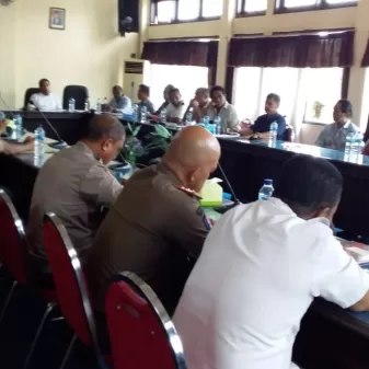 Harga Naik, Beras Dan Minyak Tanah Langka DPRD Nasdem Kritik Pedas Pemkab Ende