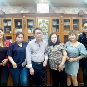 Joe Richard dan Irma Darmawangsa Lakukan Perawatan dan Operasi di Klinik Bedah Plastik Queen Sunter