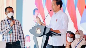 Presiden Jokowi : Jangan Tergesa-Gesa Gunakan KUR