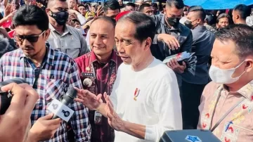 Presiden Jokowi : Kunci Pasar Tradisional Dapat Bersaing Adalah Manajemen Yang Baik