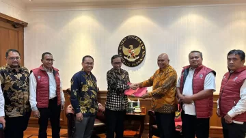 Terkait Romo Paschalis Dilaporkan, Menko Polhukam Sebut  SOP Berjalan Dan Sudah Selesai