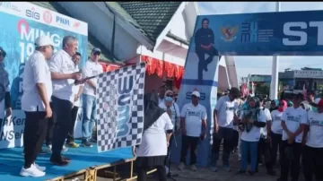 Jalan Sehat BUMN Dilepas Lansung Bupati Pinrang