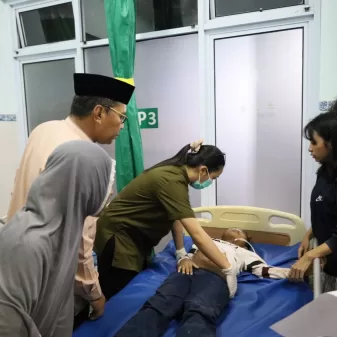 Danny Pomanto Janji Biaya Pengobatan Korban Reruntuhan Kubah Masjid Ittifaqul Jamaah Ditanggung Pemerintah