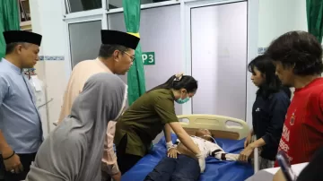 Danny Pomanto Janji Biaya Pengobatan Korban Reruntuhan Kubah Masjid Ittifaqul Jamaah Ditanggung Pemerintah