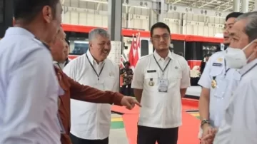 Bupati Pinrang Hadiri Peresmian Jalur Kereta Api Lintas Makasar Pare Yang Diresmikan Oleh Presiden RI