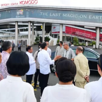 Menuju KTT ASEAN-42, Presiden Jokowi Bersama Ibu Negara Tinjau Labuan Bajo Flores
