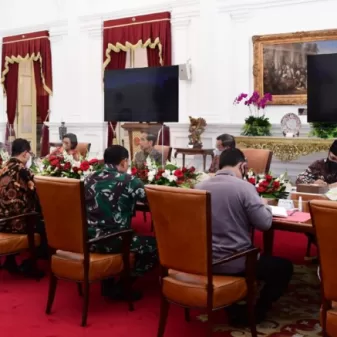 Presiden Jokowi Instruksikan Jajaran Jaga Ketersediaan Dan Tekan Harga Bahan Pokok