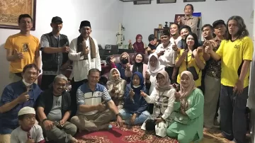 Perkuat Sinergi MT Qurrota Ayun Bersama SWI Depok Giat Buka Puasa Bersama