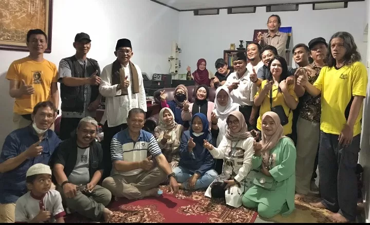 Perkuat Sinergi MT Qurrota Ayun Bersama SWI Depok Giat Buka Puasa Bersama