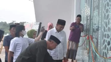 Bupati Pinrang Resmikan Mushola Jabal Assalama M.B.G di Malimpung