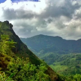 Ngabuburit Didesa Dayeuhluhur Sumedang Dengan Alam yang Indah dan Asri