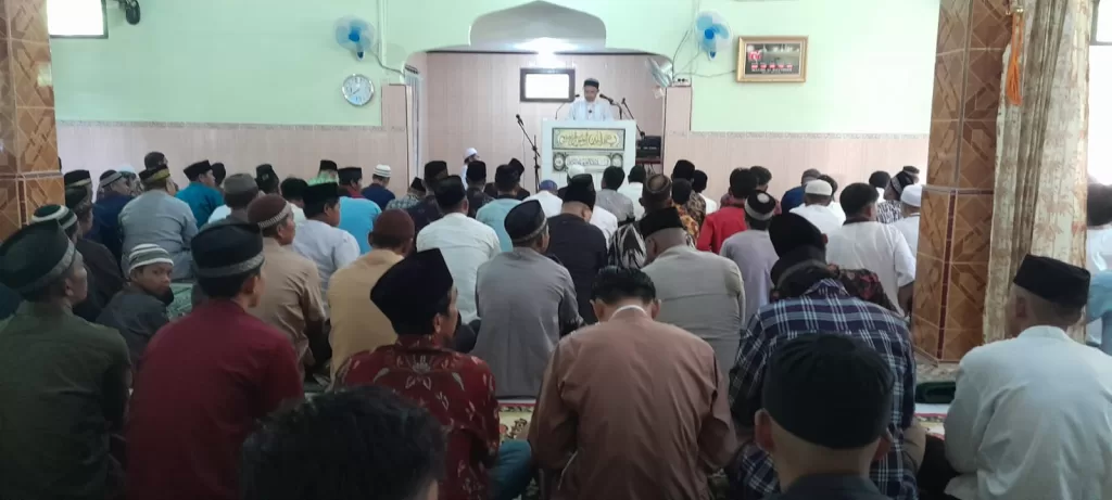 Pelaksanaan Sholat Idul Fitri 1 Syawal 1444 H Didesa Air Rusak Desa Simpang Tiga, Berjalan Hikmat